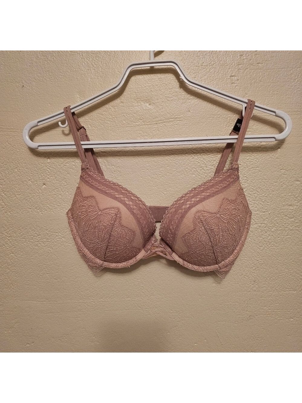 Victoria's  Secret VERY SEXY PUSH UP Bra